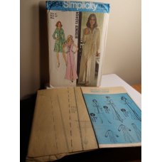 Simplicity Sewing Pattern 6894 