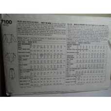 Simplicity Sewing Pattern 7100