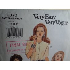 VOGUE Sewing Pattern 9070 